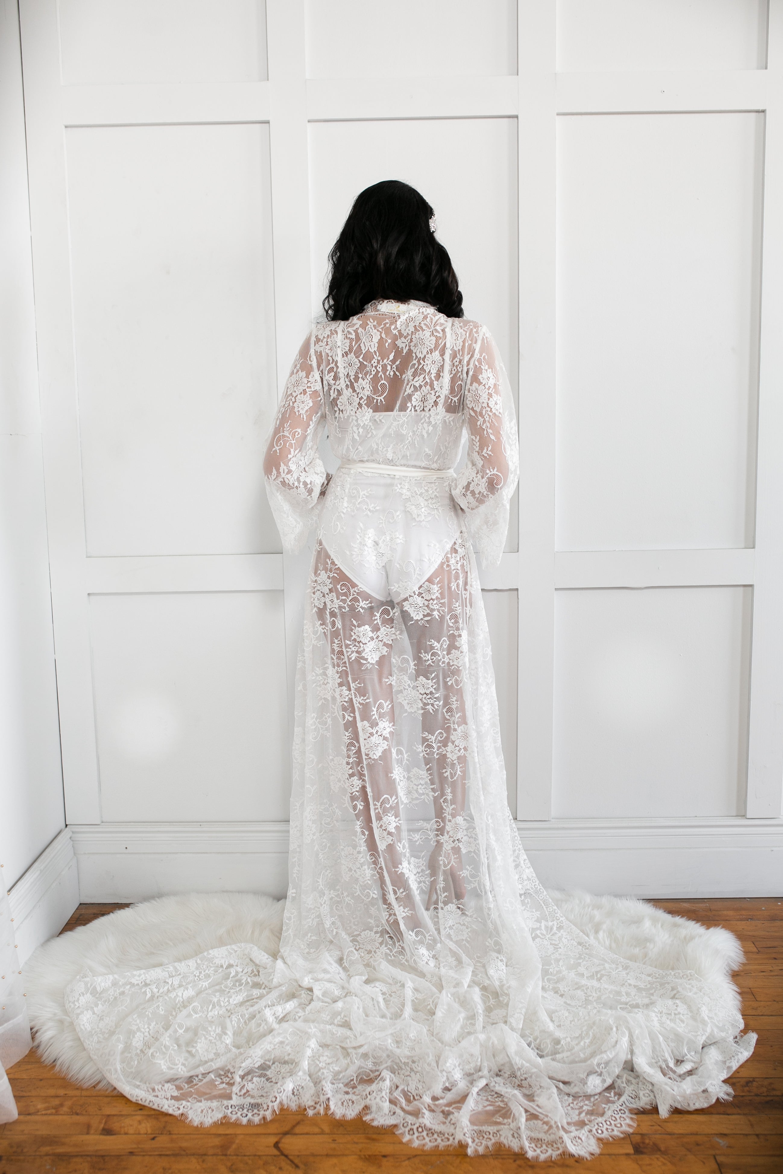 Bianca Robe - LE EL New York