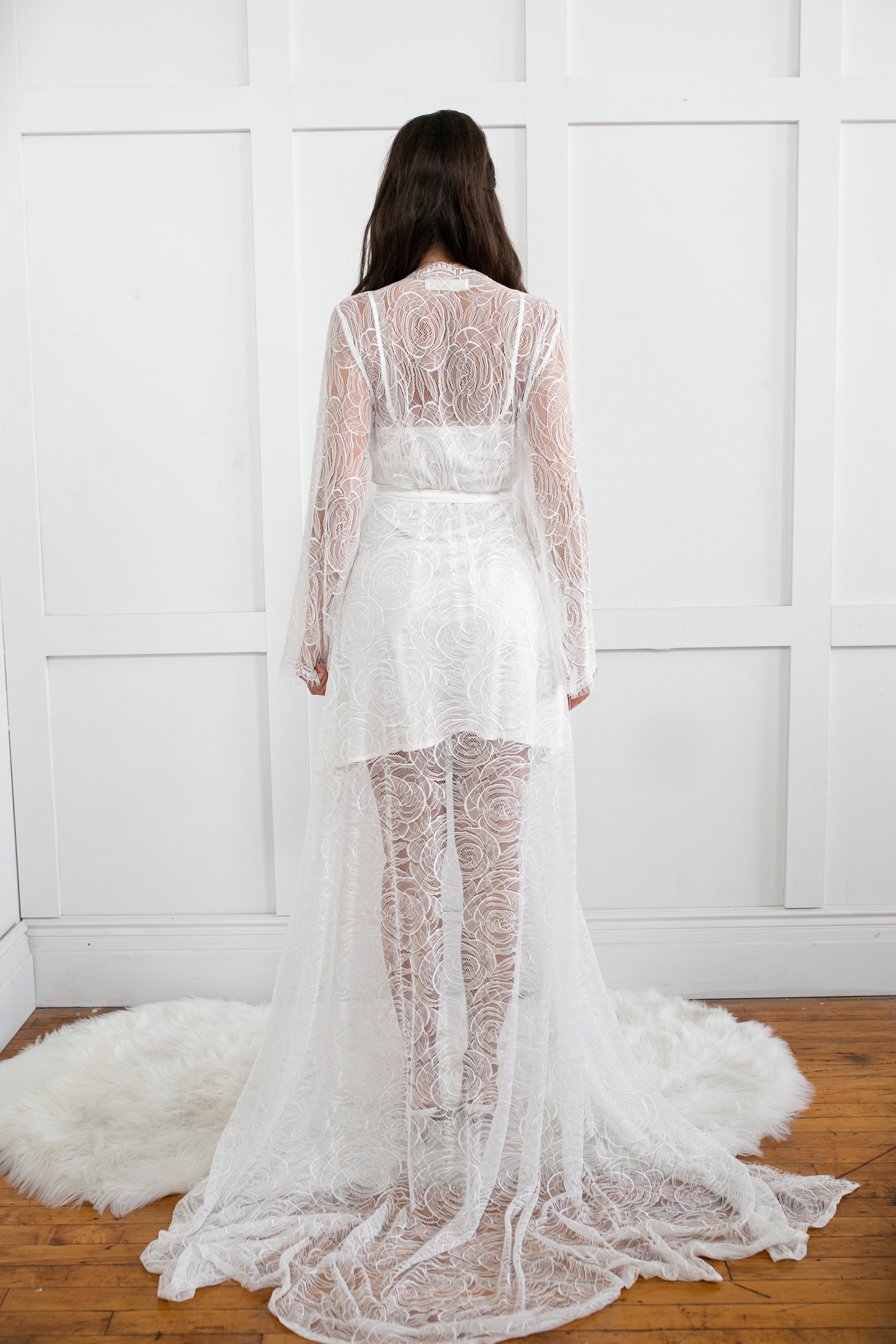 Ava Robe - LE EL New York